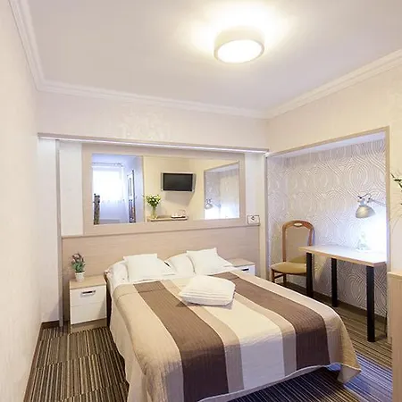 Πανσιόν Anna - - Free Parking 2*